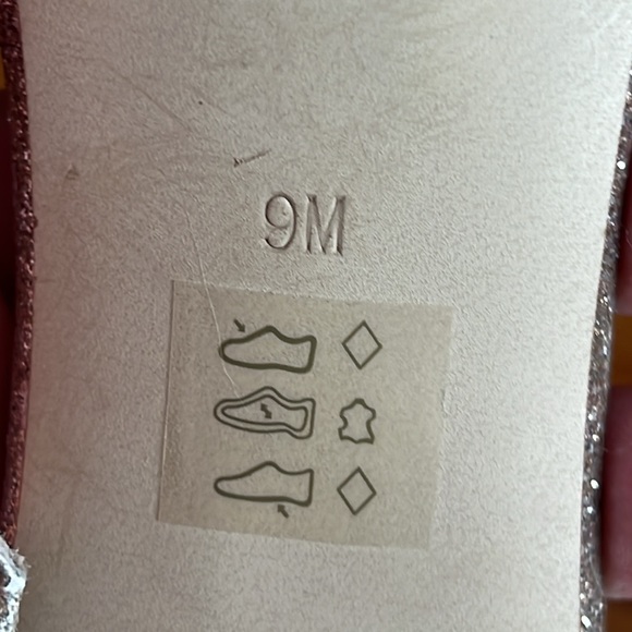 Steve Madden Gold Shimmy Heels - Picture 8 of 10